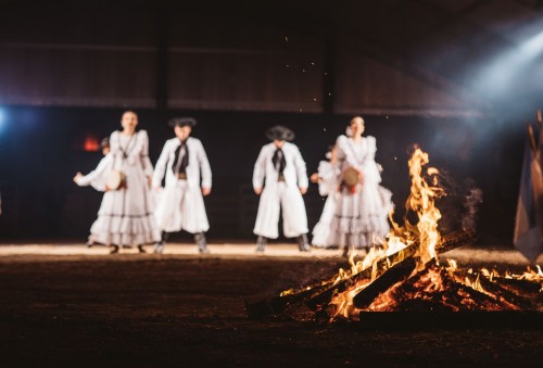 Fogón de la Rural: gauchos en el centro de Buenos Aires